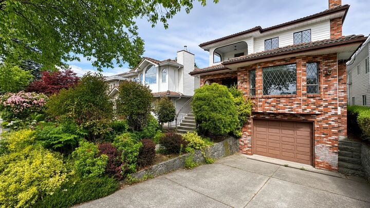 Property Photo: 6658 Randolph Avenue BC V5H 3W4