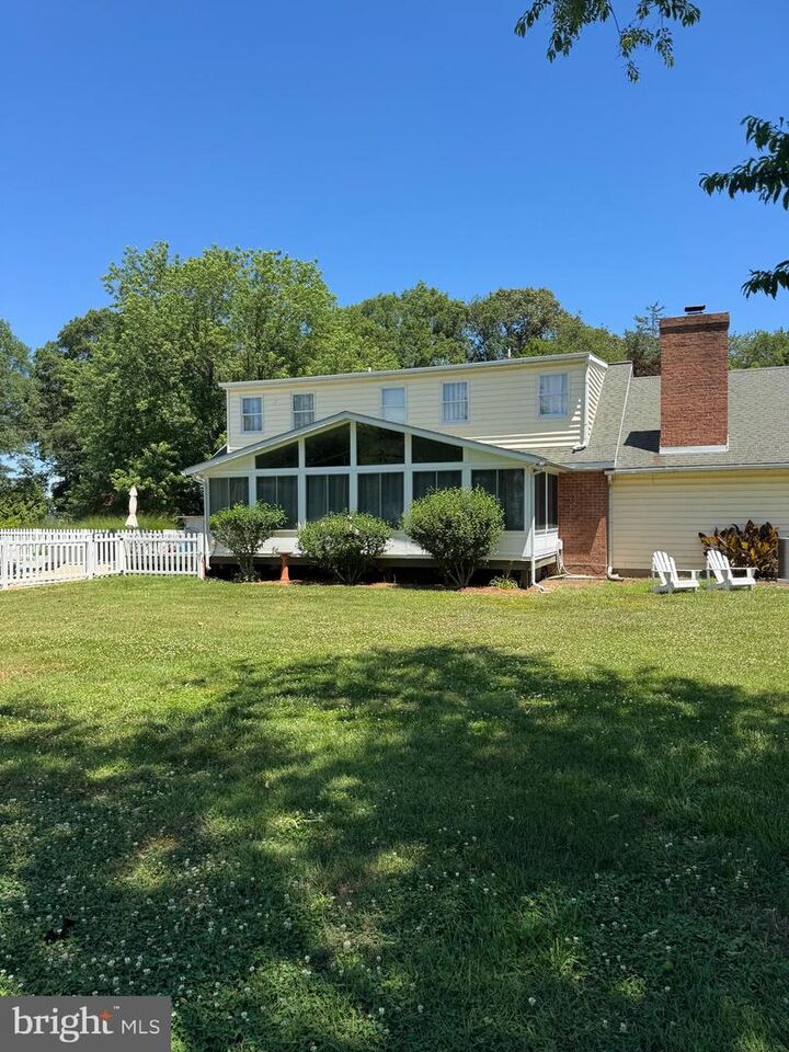 Property Photo:  201 River Road  MD 21620 