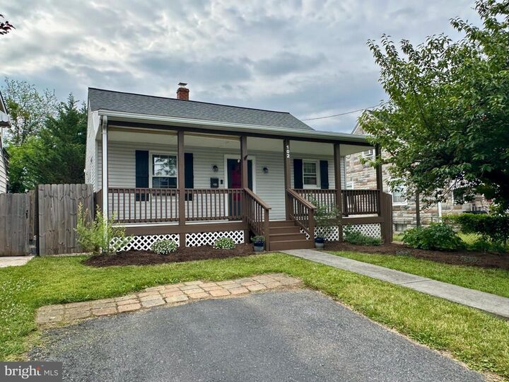 Property Photo: 102 N Purcell Avenue VA 22601