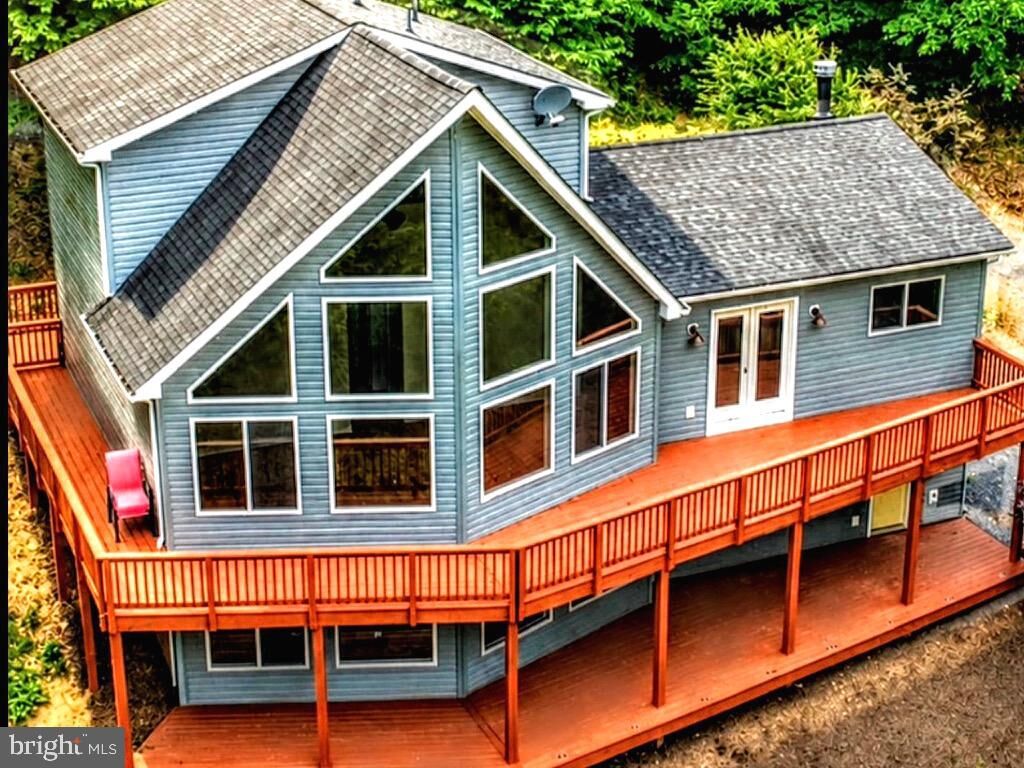Property Photo:  250 Lafayette Lane  VA 20130 