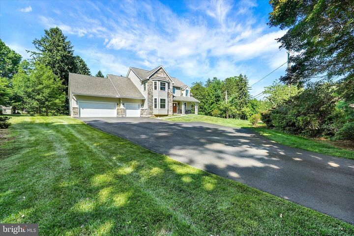 Property Photo:  15 Ravine Road  DE 19810 