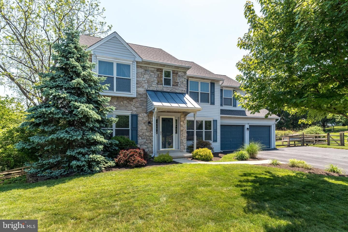 Property Photo:  236 Longchamp Drive  PA 18964 