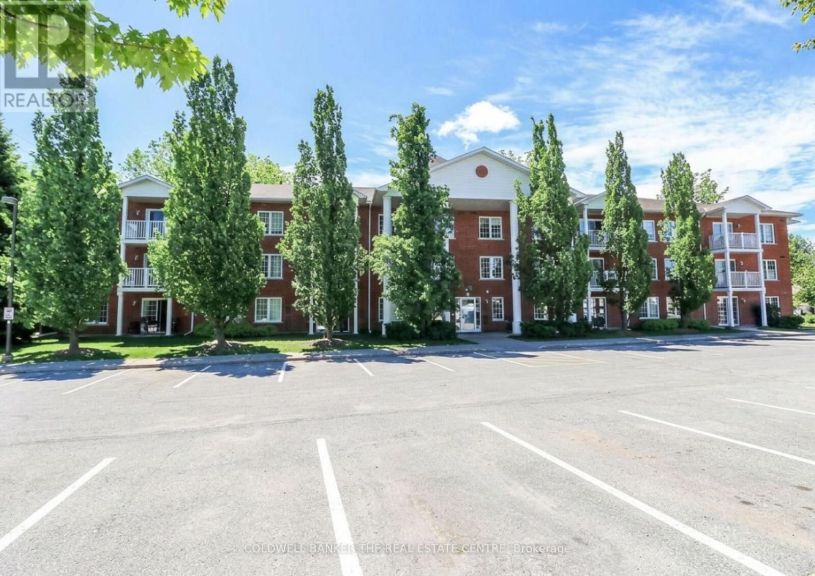 Property Photo: 49 Jacobs Terrace 212 ON L4N 0W4