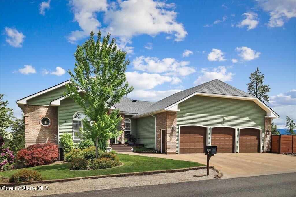 Property Photo: 1219 E Loch Haven Dr ID 83835