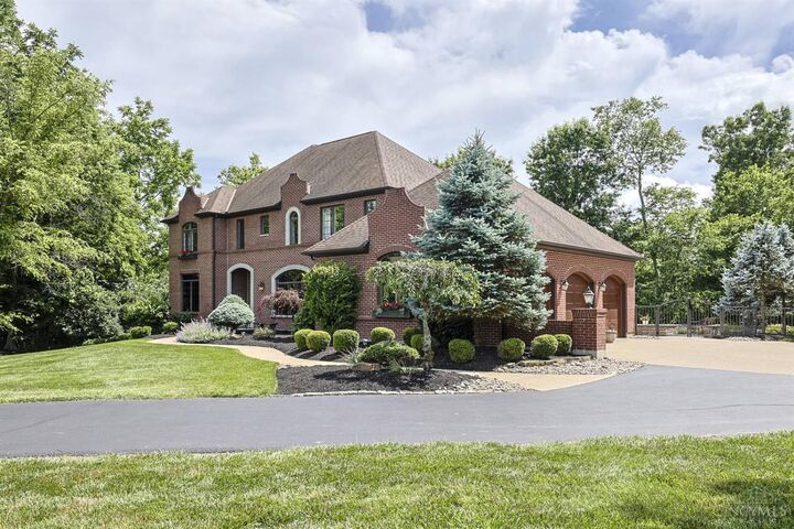 Property Photo:  1029 Eagles Landing  OH 45245 