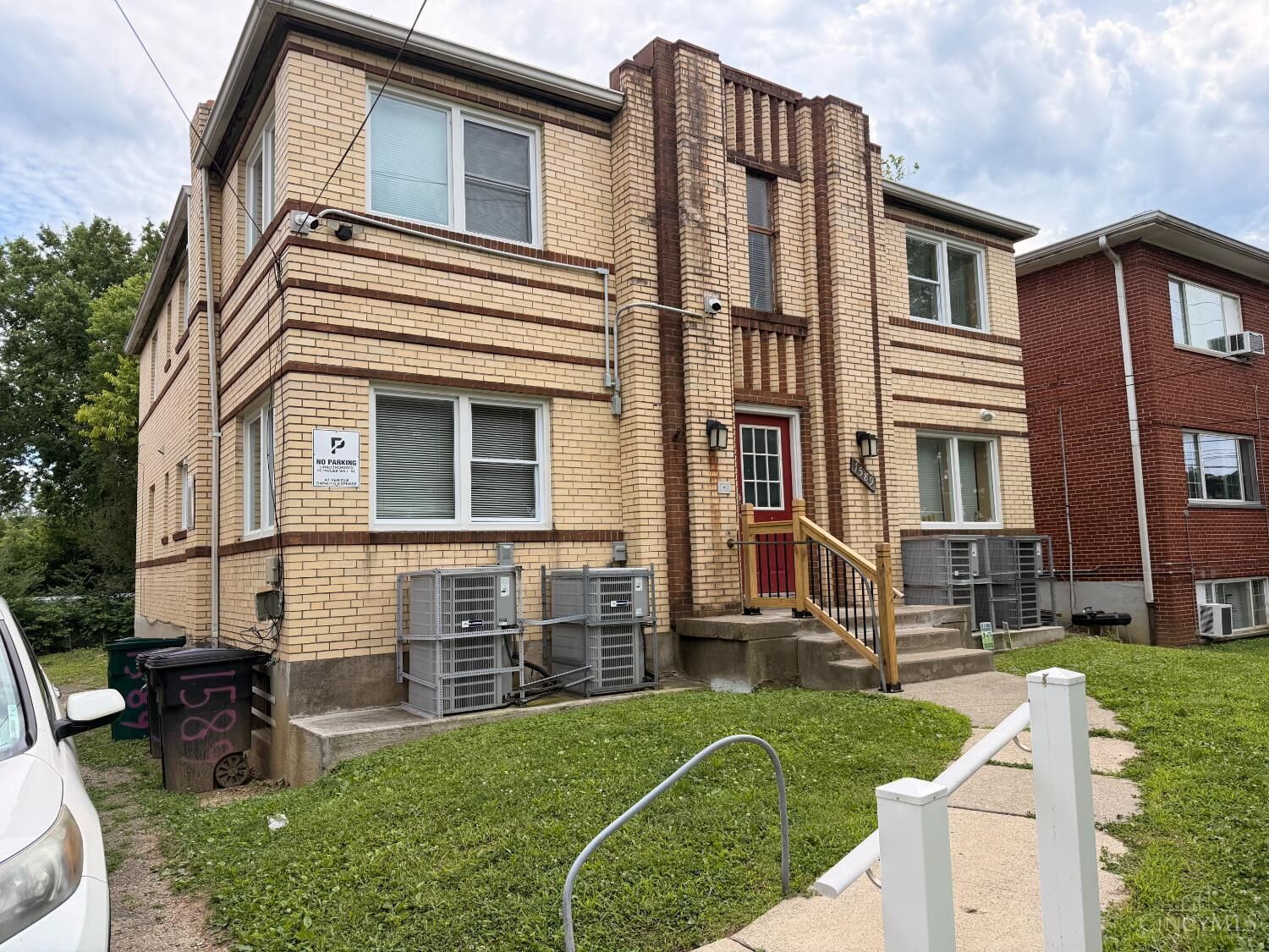 Property Photo:  1589 Summit Road  OH 45237 