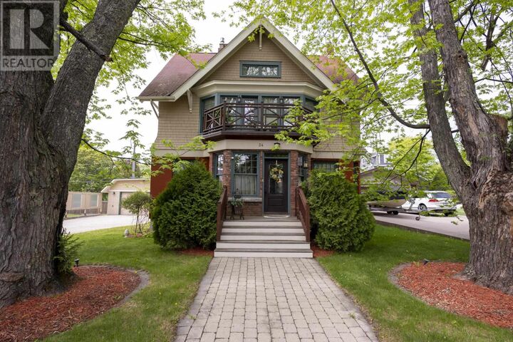 Property Photo: 34 Winnipeg Ave ON P7B 3P7