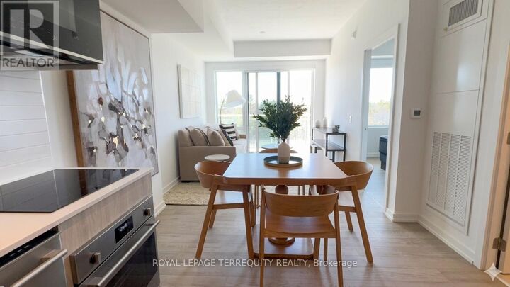 Property Photo:  100 Carrick Trail 518  ON P1P 0J5 