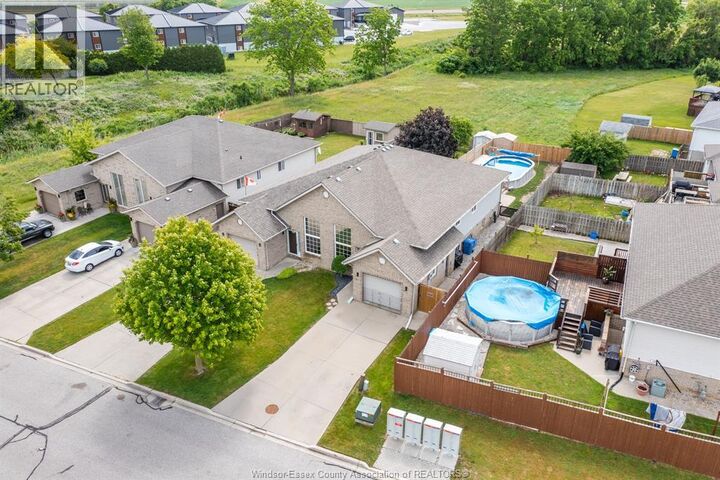 Property Photo:  3 Anfred Street  ON N8H 5L2 