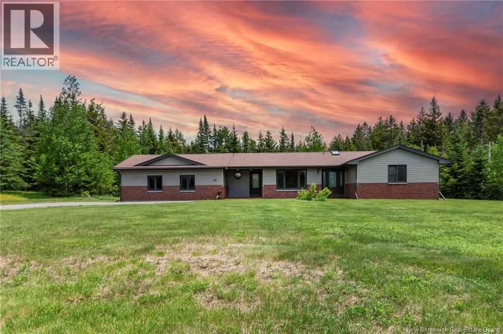 Property Photo: 20 Marilyn Drive NB E2N 1S5
