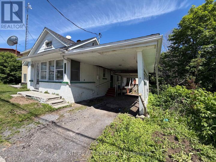 Property Photo:  5119 County 10 Road  ON K0B 1G0 
