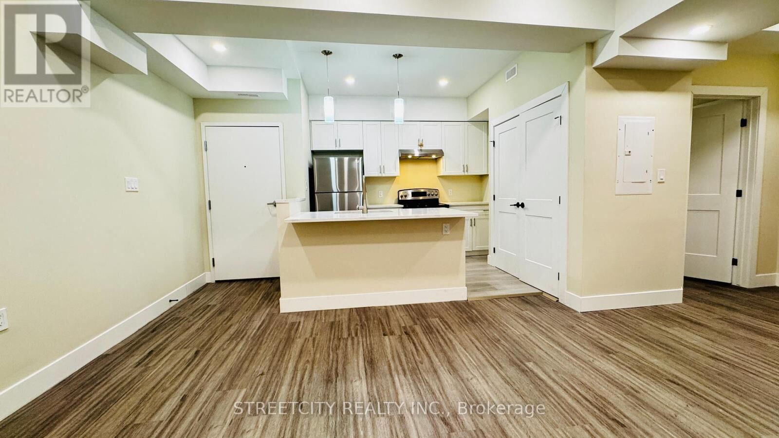 Property Photo: 346 Ashland Avenue Back Unit ON N5W 4E8