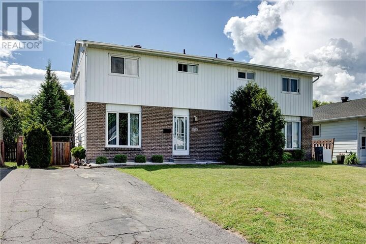 Property Photo: 1053 Woodbine Avenue ON P3A 5B1