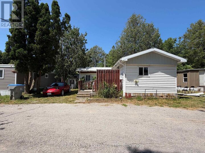 Property Photo: 343 Victoria Street 27 ON N0M 1L0