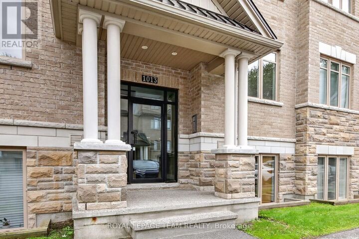 Property Photo: 1013 Beryl Private H ON K1V 2M4