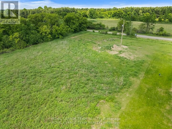Property Photo:  475 Pioneer Road North  ON K0G 1N0 