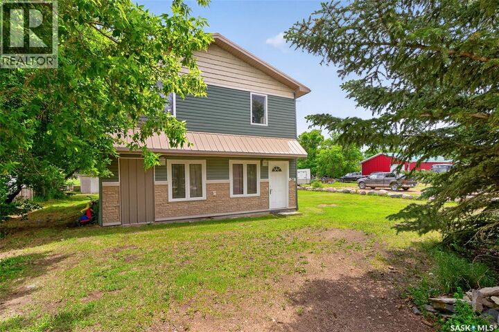 Property Photo:  26 Main Street  SK S0H 2X0 