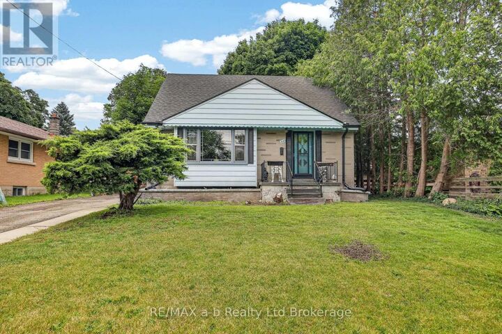 Property Photo:  443 Rivercrest Drive  ON N4S 5W5 