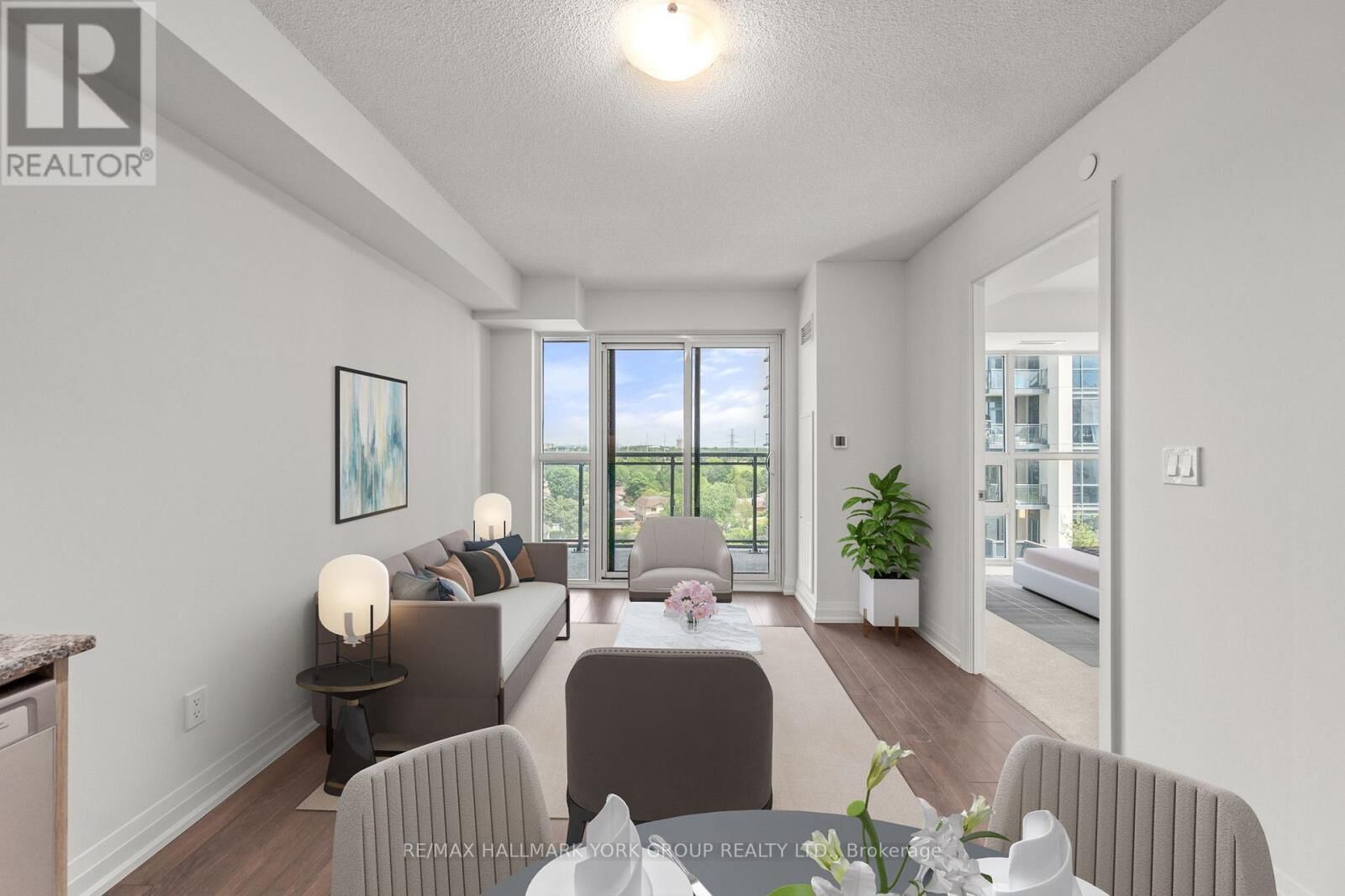 Property Photo:  20 Meadowglen Place 903  ON M1H 2Y5 
