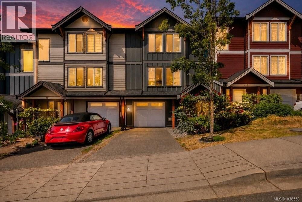 Property Photo: 485 Stirling Avenue BC V9R 5R5
