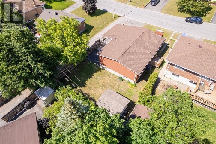Property Photo:  376 Sandra Boulevard  ON P3C 3K9 