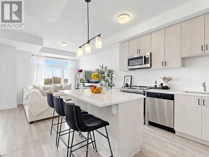 Property Photo:  2550 Castlegate Crossing 218  ON L1X 0H6 