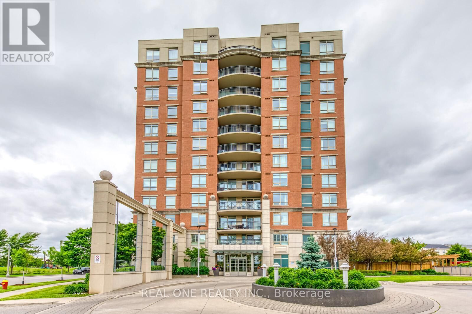 Property Photo:  2365 Central Park Drive 803  ON L6H 0C7 