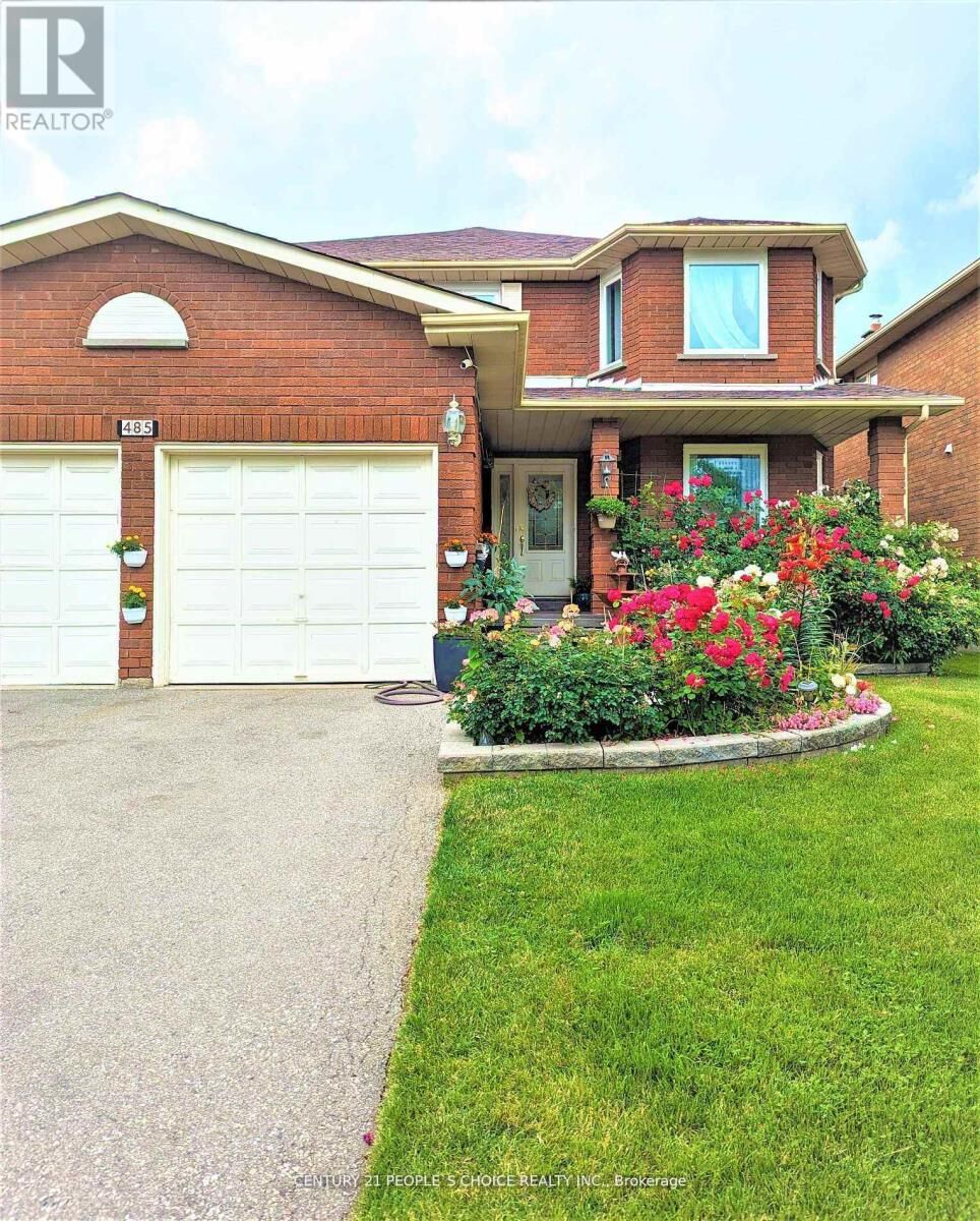 Property Photo: 485 Greenpark Crescent Bsmt ON L5B 3P4