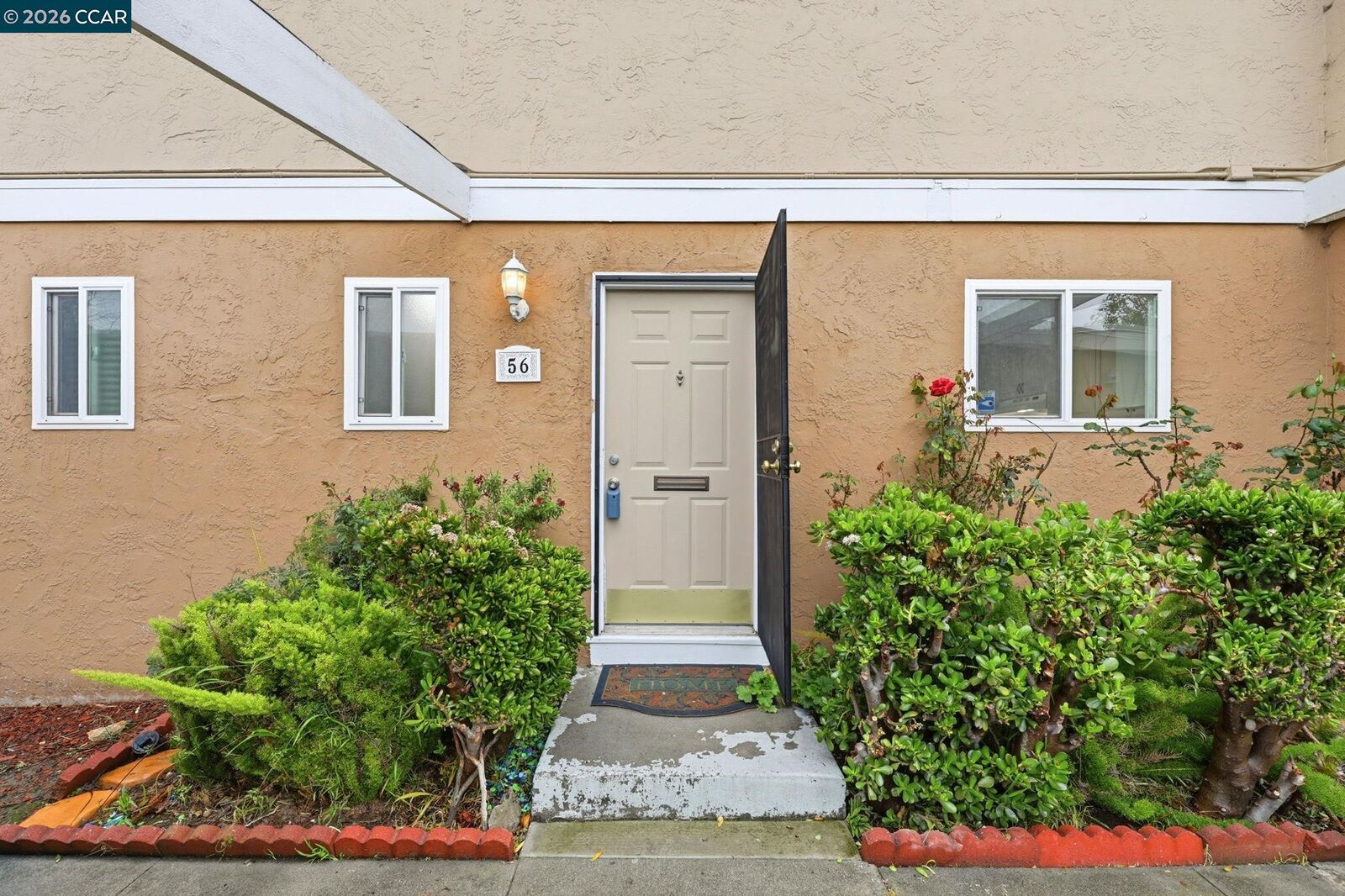 Property Photo:  3320 Lochinvar Ave 56  CA 95051 