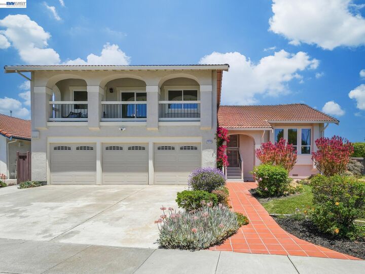 Property Photo:  33590 Quail Run Rd  CA 94555 