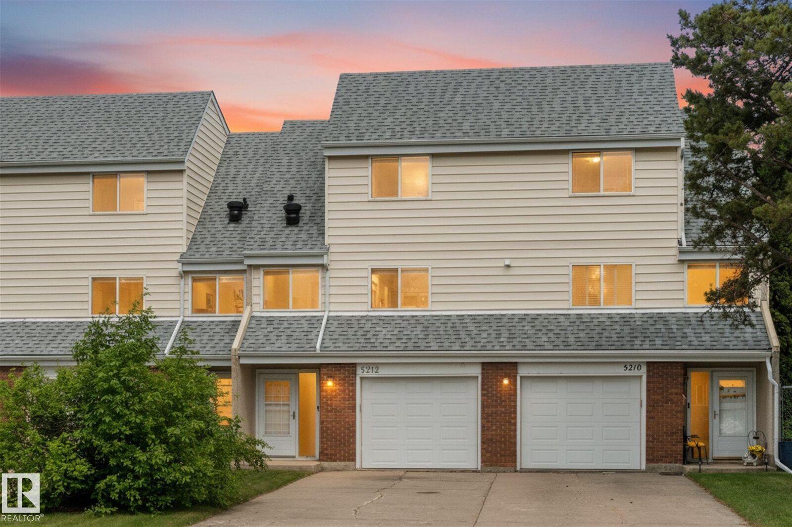 Property Photo:  5212 146 Avenue NW  AB T5A 3L6 