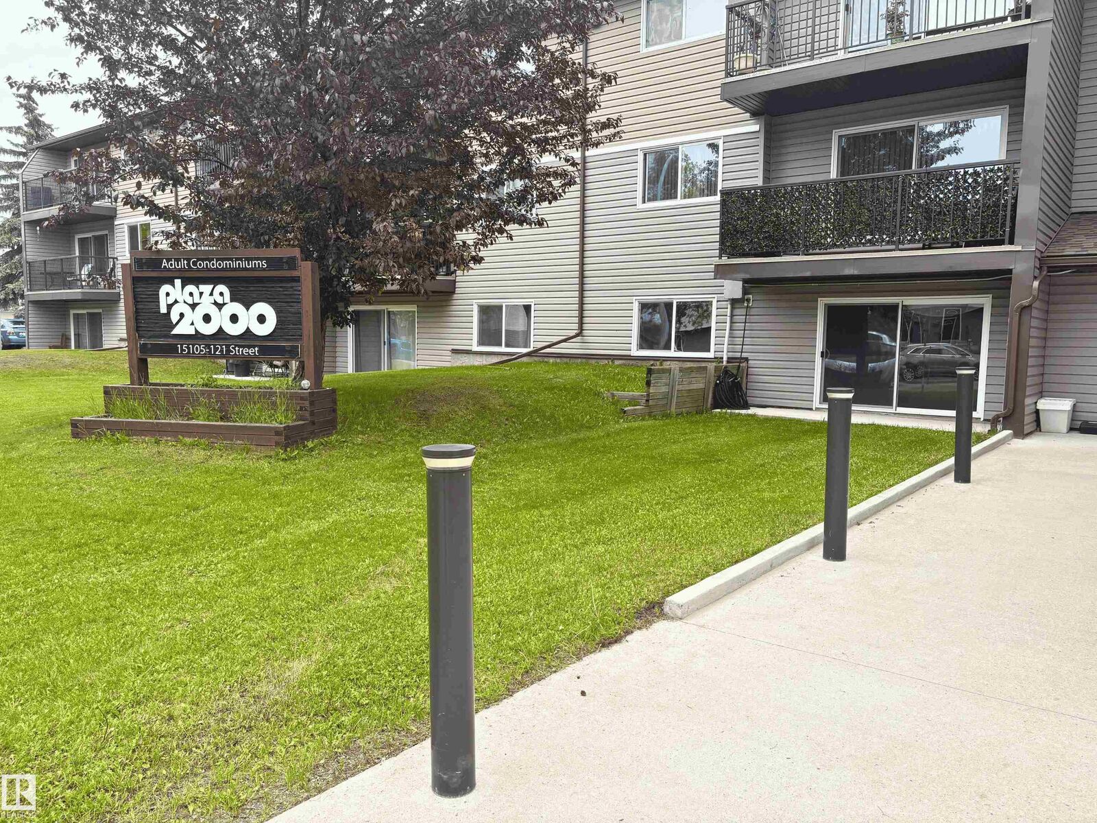 Property Photo: 15105 121 Street NW 109 AB T5X 2G3