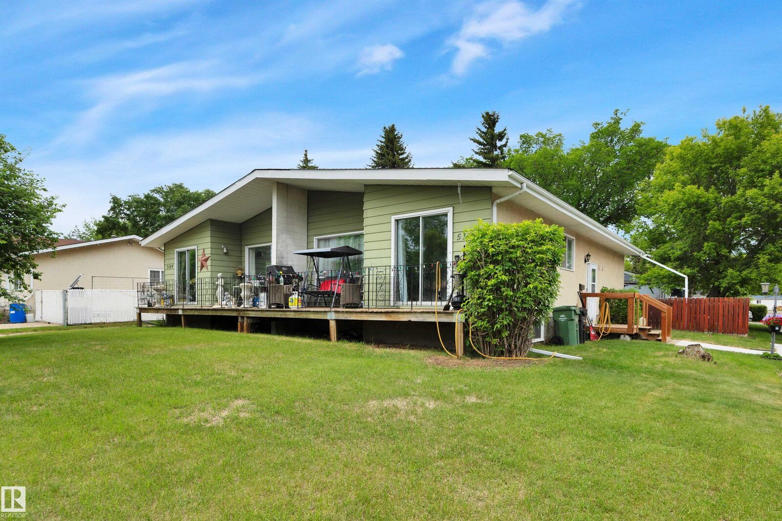 Property Photo:  5102/5104 57 Avenue  AB T9E 5S3 