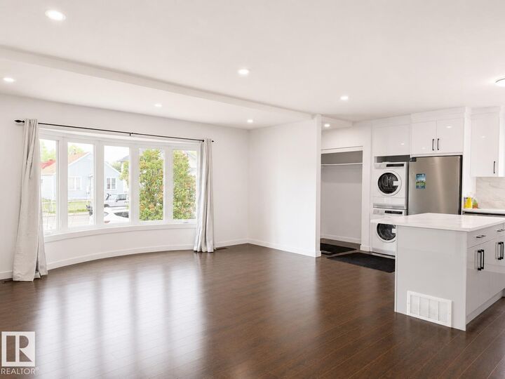 Property Photo:  11545 95 Street NW  AB T5G 1L5 