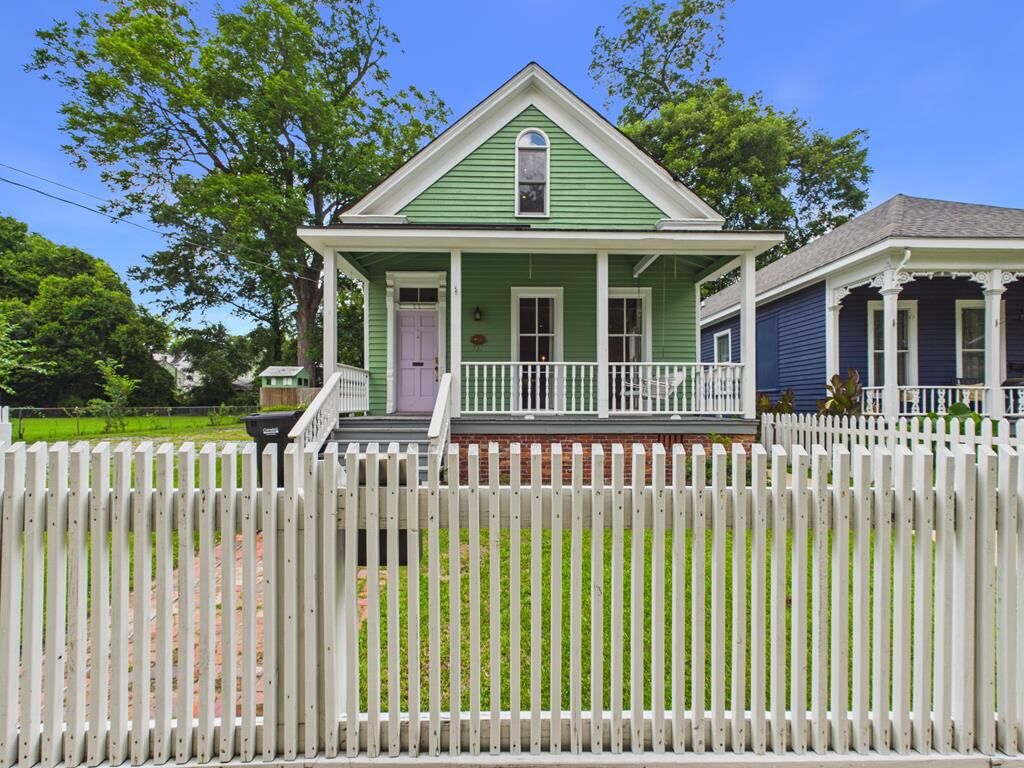 Property Photo:  731 2nd Avenue  GA 31901 