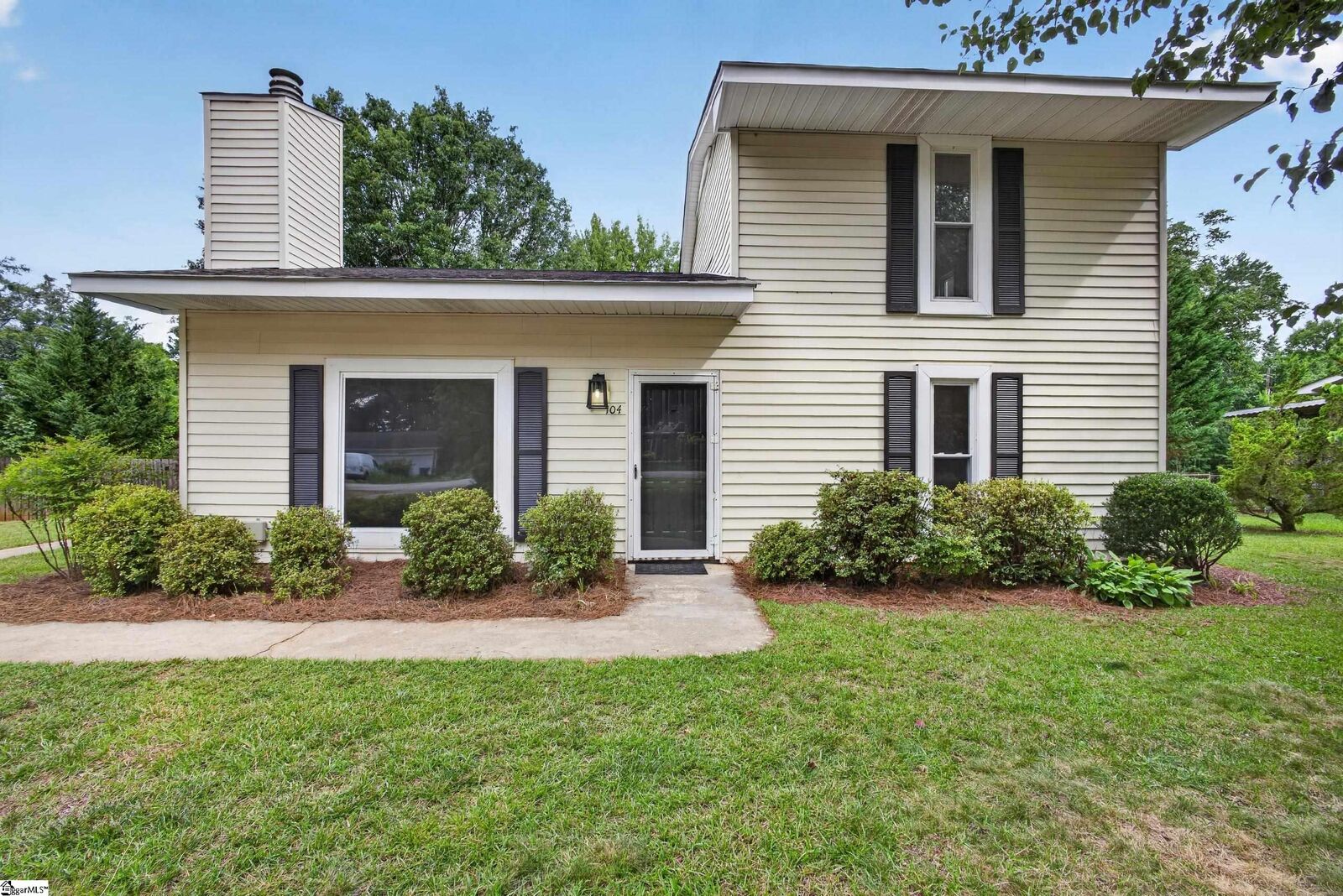 Property Photo: 104 Gregory Drive SC 29650