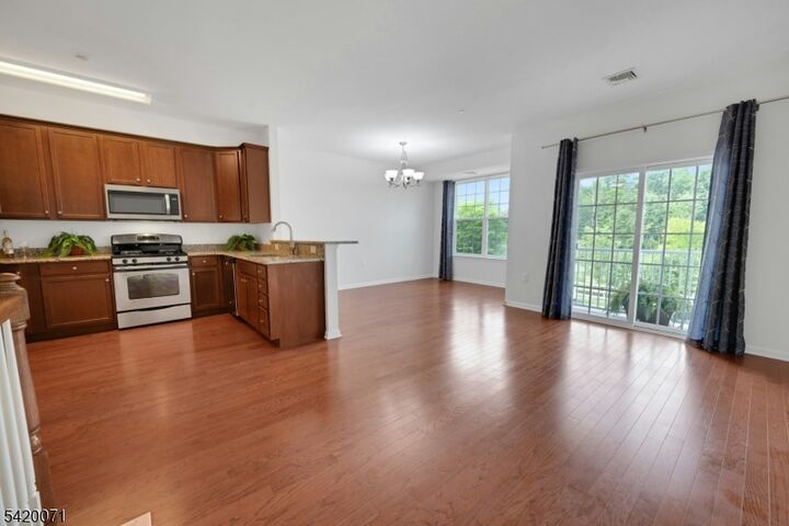 Property Photo:  310 Waterview Ct 310  NJ 07927 
