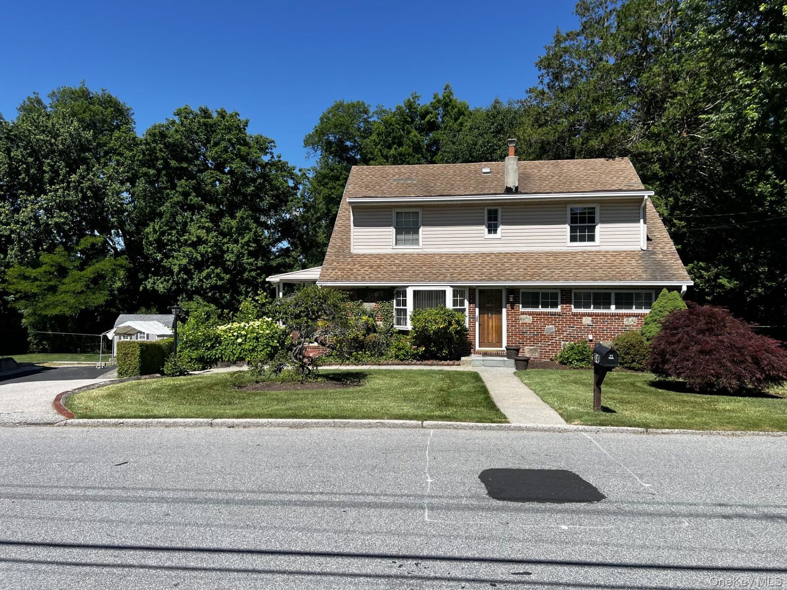 Property Photo:  349 County Center Road Top Floor  NY 10603 