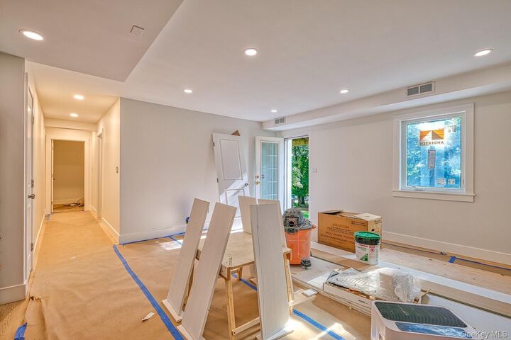 Property Photo:  306 Clinton Avenue 2  NY 10522 