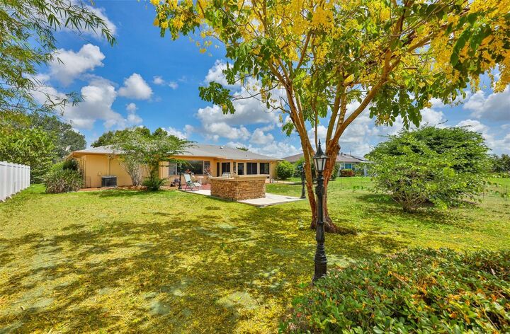 Property Photo:  1706 Flamingo Lane  FL 33573 
