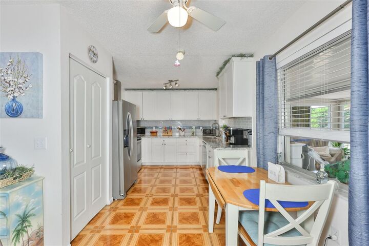 Property Photo:  1706 Flamingo Lane  FL 33573 