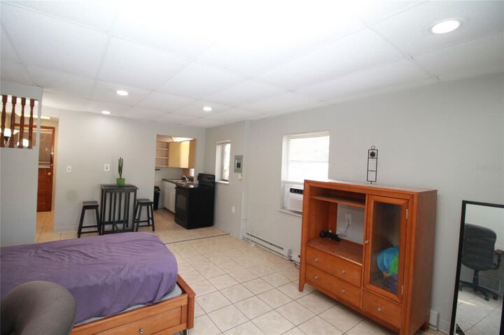Property Photo: 1079 W Magnolia Street FL 34711