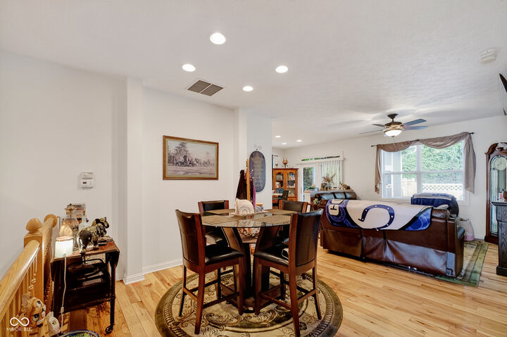Property Photo:  1502 Hideaway Drive  IN 46112 