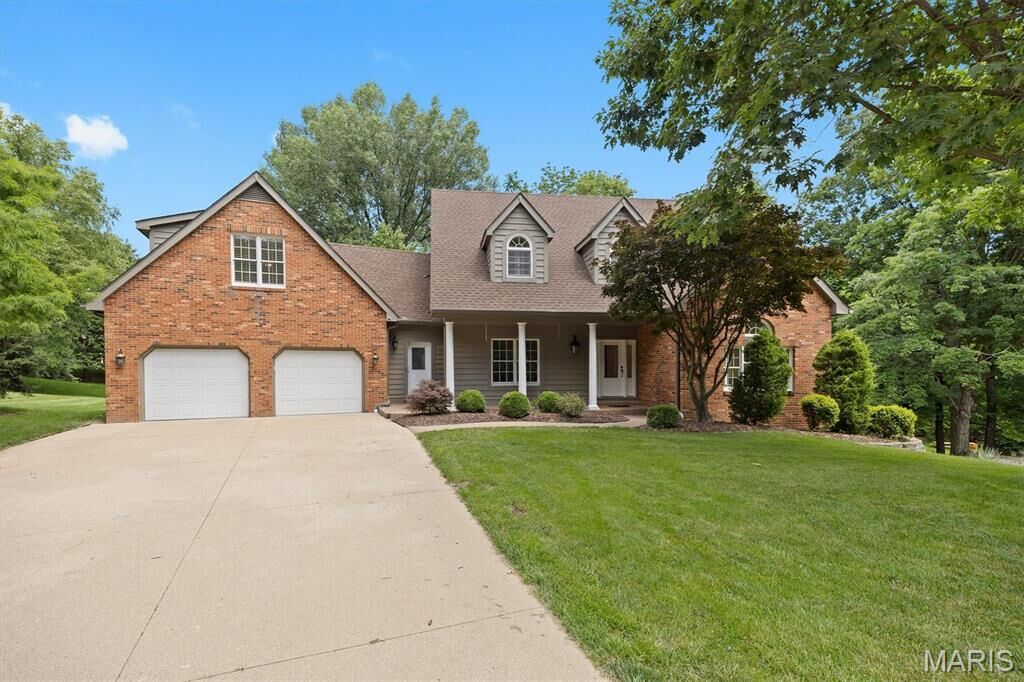 Property Photo: 5 Ginger Woods Court IL 62034