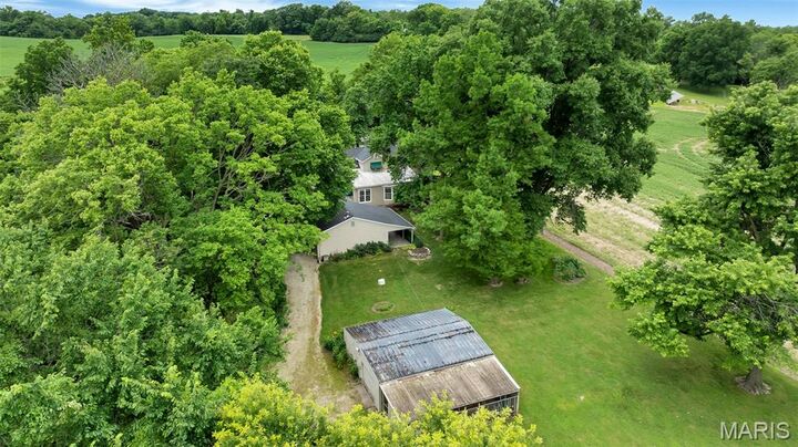 Property Photo: 2049 Mullins Creek Road IL 62239