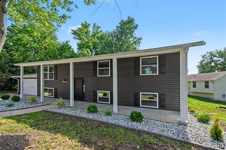 Property Photo:  4 Lussac Court  MO 63367 