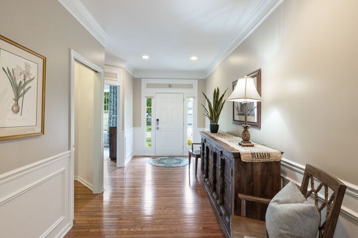 Property Photo:  2661 Chesire Court  IL 60118 