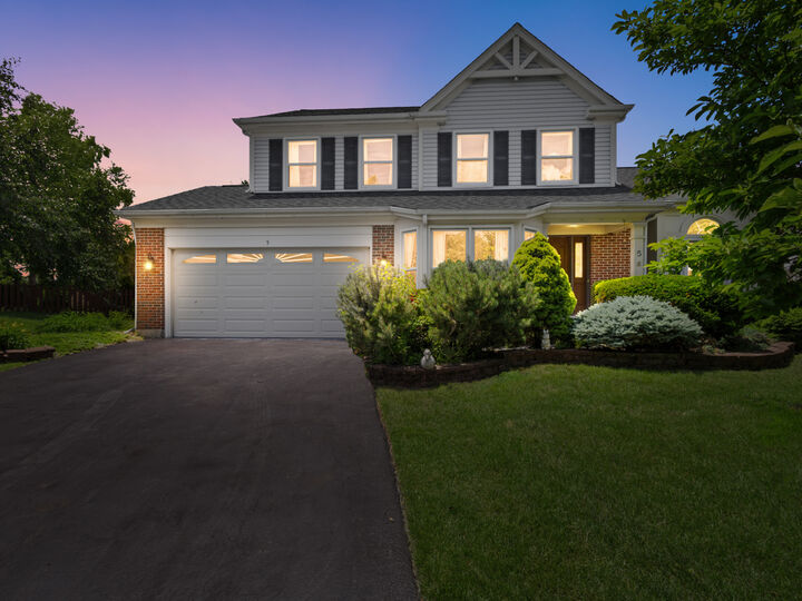 Property Photo:  5 Cheswick Court  IL 60194 
