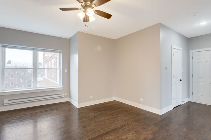 Property Photo:  8022 S Ellis Avenue 3B  IL 60619 