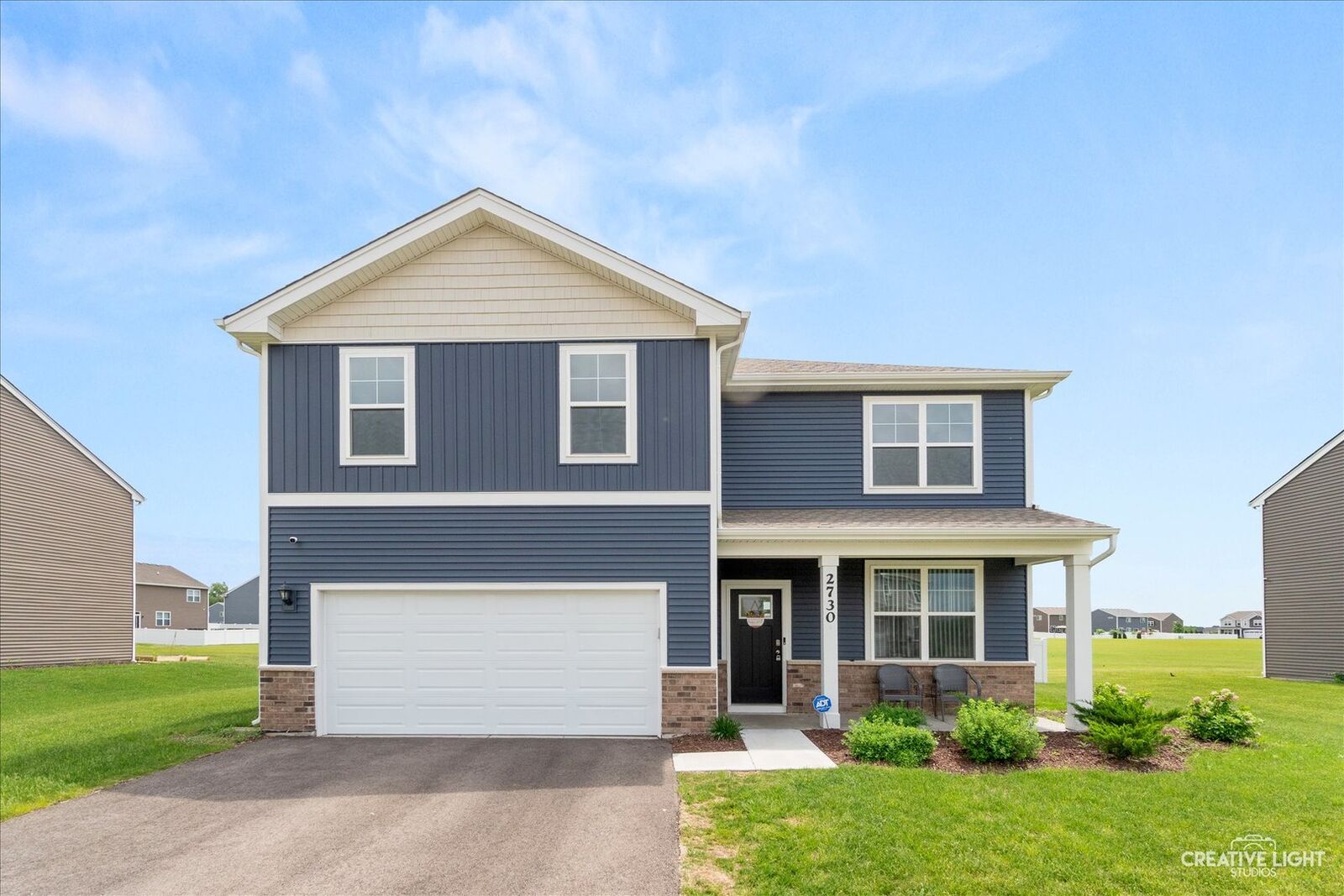 Property Photo:  